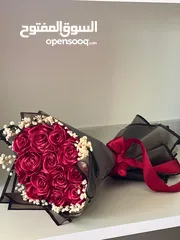  3 ورد صناعي باشكال والوان مختلفه