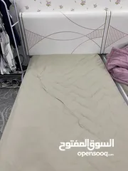  3 سرير مفرد ونص