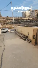  9 -شقه سكنيه بناء عظم واقع اسكان الطله الغربيه القائم على قطعه ارض 363 حوض 13 من اراضي بير زيت