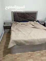  1 تخت لامينيت صندوق مع جك + كمدينتين