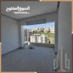  4 شقة أرضية مميزة للبيع في عبدون