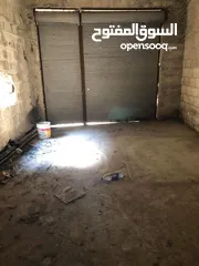  12 محلات تجارية في جنين