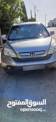  7 Honda CRV for sale المسافة المقطوعة 157 الف كم بسعر 8800