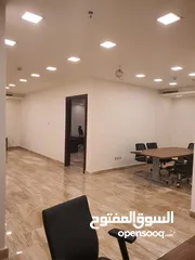  15 مكتب تجاري للبيع – شارع مكة – موقع مميز  يصلح لجميع الانشطة التجارية