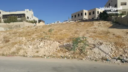  10 ارض مميزه و ذات إطلالة رائعه على الغرب للبيع من ألمالك مباشره  في اجمل مناطق  ألمرقب تستحق المشاهده