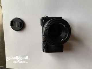  5 كاميرا سوني الفا   A6400  فول نظافة مع عدستين 50mm و 18-135mm