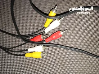  8 مشغل اقراص DVD اغاني و فيديوهات  للبيع