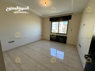  18 جديد لم يسكن - طريق المطار - 3نوم ماستر - 243م - بلكونتين بإطلالة فاخرة - منطقة فلل