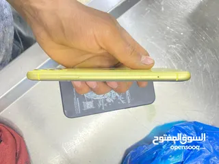  2 ايفون 11 للبيع على 180