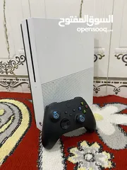  1 XBOX ONE S للبيع