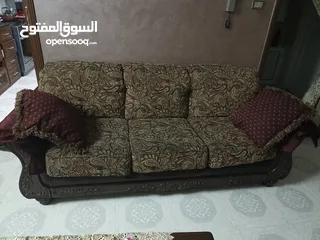  7 بدي ابيع طقم كنب الصالون (مستعمل )