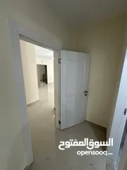  9 ثلاث غرف نوم غير مفروشة للايجار