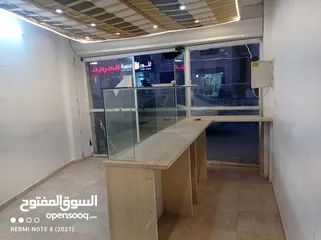  8 مخازن، مكاتب او محلات للايجار