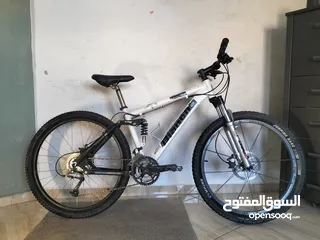  11 بسكليت من نوع Bianchi caal 8400