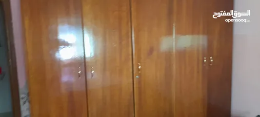  4 غرفه نوم مزدوجة كامله خشب ثقيل للبيع بسعر مغري