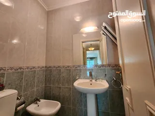  9 شقة للبيع في دير غبار ref : 14399