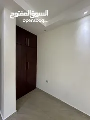  19 شقه دوبلكس مميزه جدا فارغه في عبدون اخير مع روف 4 نوم وترس واسع