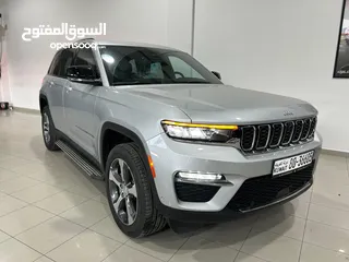  2 Jeep Grand Cherokee Limited