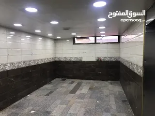 5 محل للايجار 350م في الزرقاء الجديده شارع 36 من المالك مباشره بدون خلو!!!