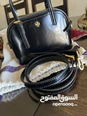  2 حقيبة توري بورتش جديدة ب لون بيج مع دست باج