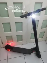  7 Scooter-Segway Ninebot Electric KickScooter ES2