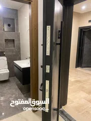  3 شقق فخمة تشطيب سوبر ديلوكس للبيع