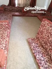  1 مجلس للبيع بحاله ممتازه البيع بداعي السفر