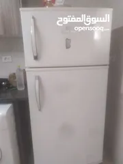  1 تلاجه بحاله ممتازه تبريدهواءشغاله 1،،/1،،