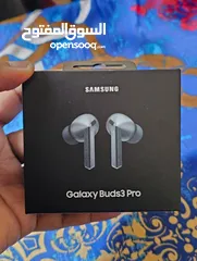  1 Samsung Galaxy Buds3 Pro