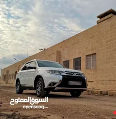  8 Mitsubishi Outlander in agency condition, fully loaded, 7 seats, good condition, 2018 model