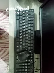  5 acerمستعمل نظيف لم يتم استخدامه الا مره واحده ويعمل بشكل جيد ومع هديه كيبورد+ماوس مجاناً بسعر جيد