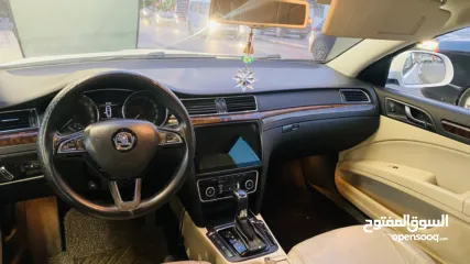  8 سكودا سوبيرب 2014 ديزل ترخيص 2014 فل اضافات مع فتحة سقف / البيع كاش مع امكانية البدل
