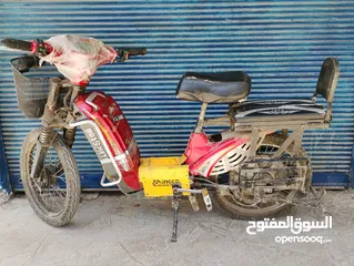  1 دراجه كهربائيه 5 بطاريات عزم ماشاء الله قوي سرعه 40كيلو متر في الساعه تتحمل وزن لغاية 120كيلو