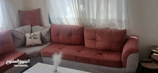  1 طقم كنب مع برادي