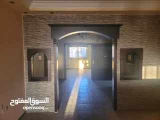  2 شقه للبيع موقع مغري
