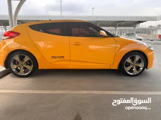  2 Hyundai Veloster