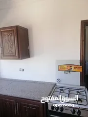  12 شقق مفروشه للايجار للعائلات فقط قرب جميع الخدمات