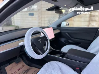  6 سياره تيسلا موديل 3 ستاندر بلص السياره بصلاه ع النبي مو ناقصها شي وما رح قصر مع الشرا وقابل للتفاوض