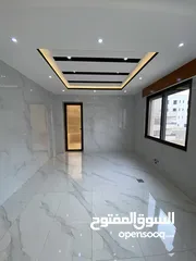  10 شقة فاخرة طابق اخير مع روف دوبلكس 200 متر وتراس 60 متر خلف الجامعة التطبيقية اطلالة دائمة بسعر مميز