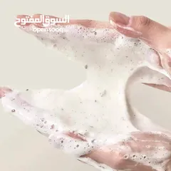  5 غسول انوا الرغوي للتنظيف العميق للمسام  رغوة تنظيف عميقة للمسام بمستخلص هارت ليف توفر تنظيفاً