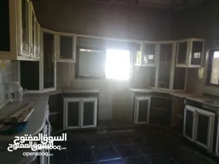  16 بيت مستقل 156م على قطعة أرض مفروزة (4 حدايد) 710م للبيع في ارحابا/اربد