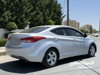  1 افانتي 2014 بحالة ممتازة فل ما عدا فتحة