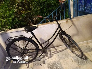  6 بسكليت صناعه المانيه حالة الوكالة بسعر حرق