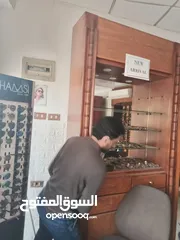  8 ديكور محل خشب بلوط يصلح للصيدلية و لمحل بصريات ومحل عطور ومحل خلويات
