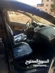  5 فورد فوكس2012