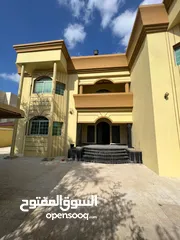  1 فيلا كبيرة بعدد 10 غرف في الورقاء 3 - للبيع - Villa With 10-Bedroom in Al Warqaa 3 - For Sale