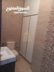  11 في أرقى مناطق خلدا شقة طابق ثاني 213م بتشطيبات راقية مسعر مميز / ref 9379