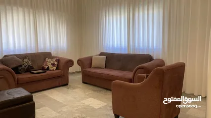  6 شقة للإيجار