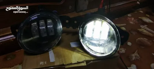  2 كشافات LED لسيارات نيسان
