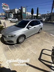  1 Fiat tipo 2017